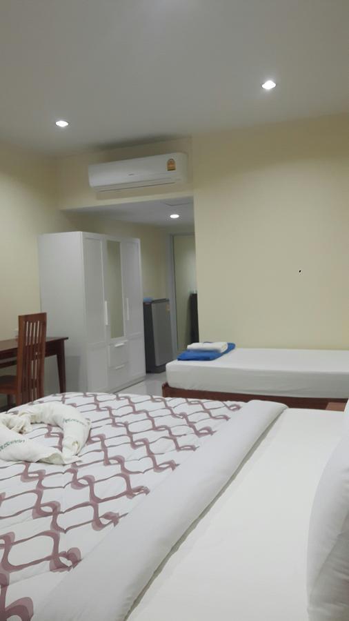ไออุ่นรีสอร์ท Bang Saphan Exterior photo